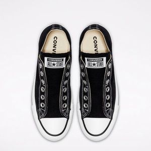 Chuck Taylor All Star Slip
UNISEX LOW TOP SHOE